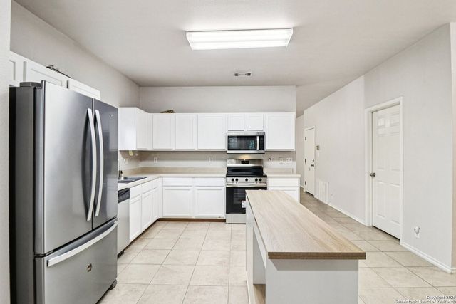 21402 Encino Lookout, San Antonio, TX 78259