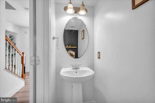 17 HORNER LN, Swedesboro, NJ 08085