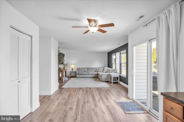 17 HORNER LN, Swedesboro, NJ 08085