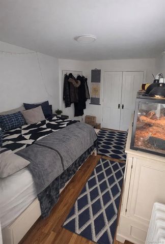 49 Gladys Street, Lindenhurst, NY 11757