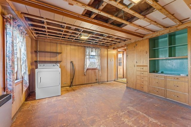 90 Water St, Danvers, MA 01923