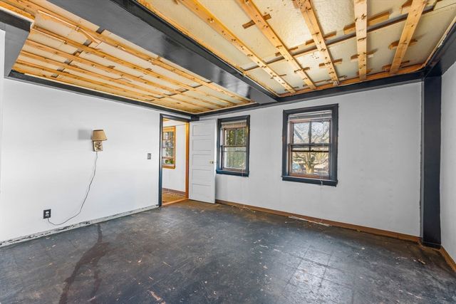 90 Water St, Danvers, MA 01923