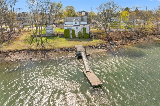 90 Water St, Danvers, MA 01923