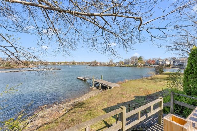 90 Water St, Danvers, MA 01923