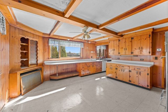 90 Water St, Danvers, MA 01923