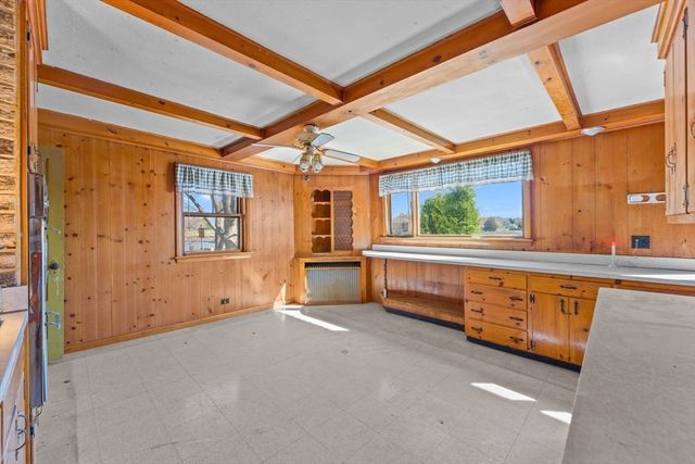 90 Water St, Danvers, MA 01923