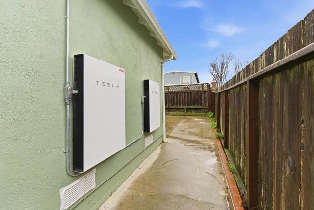 14 Bradford Drive, South San Francisco, CA 94080