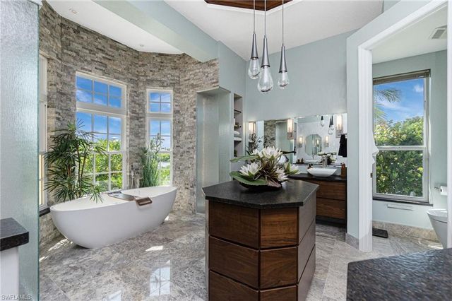 5566 River Bay DR, Punta Gorda, FL 33950