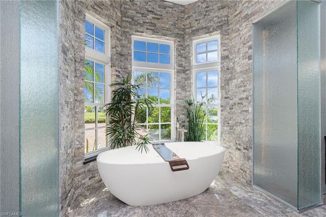 5566 River Bay DR, Punta Gorda, FL 33950