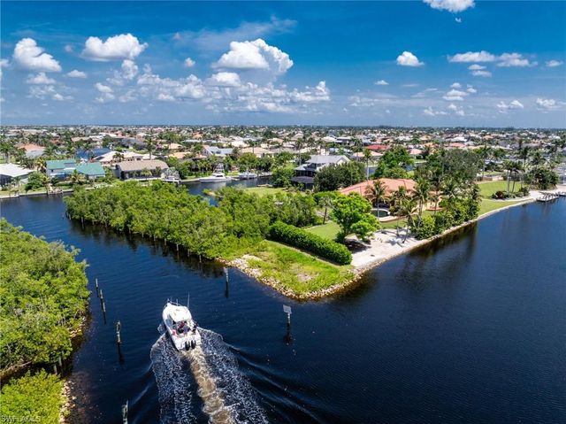 5566 River Bay DR, Punta Gorda, FL 33950