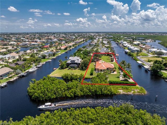 5566 River Bay DR, Punta Gorda, FL 33950