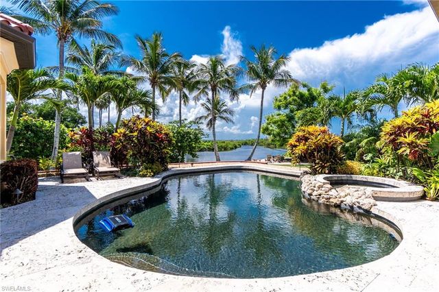 5566 River Bay DR, Punta Gorda, FL 33950