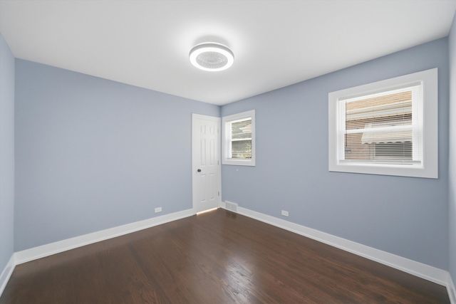 8243 S Wabash Avenue, Chicago, IL 60619