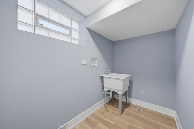 8243 S Wabash Avenue, Chicago, IL 60619