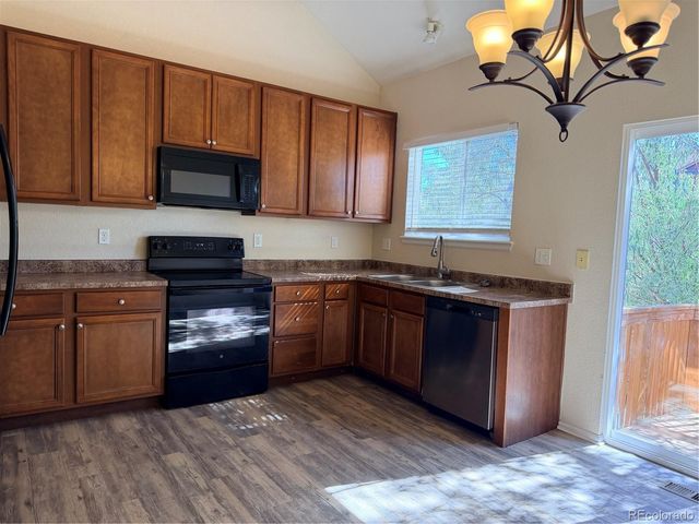 9848 Kenton Circle, Commerce City, CO 80022