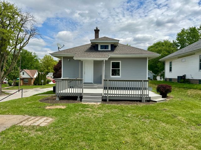 2038 N Myrtle Street, Davenport, IA 52804