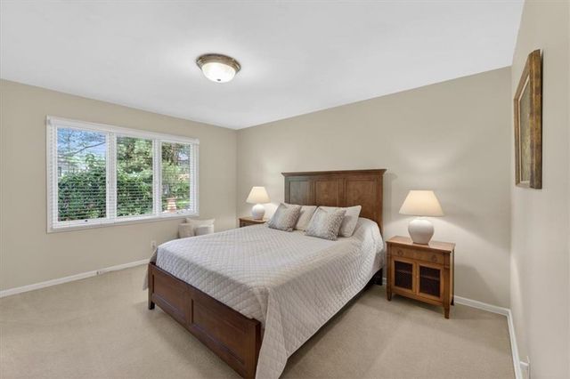 2910 W 66th Terrace, Mission Hills, KS 66208