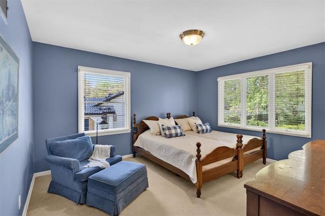 2910 W 66th Terrace, Mission Hills, KS 66208
