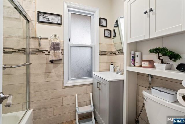 89 6th Street, Clifton, NJ 07011