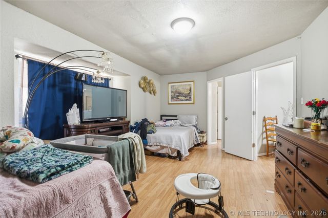 1917 N Desert Palm Avenue, Broken Arrow, OK 74012