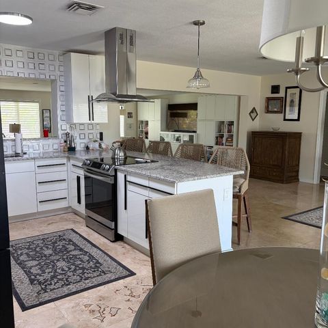 1431 S Ocean Boulevard 11, Lauderdale By The Sea, FL 33062