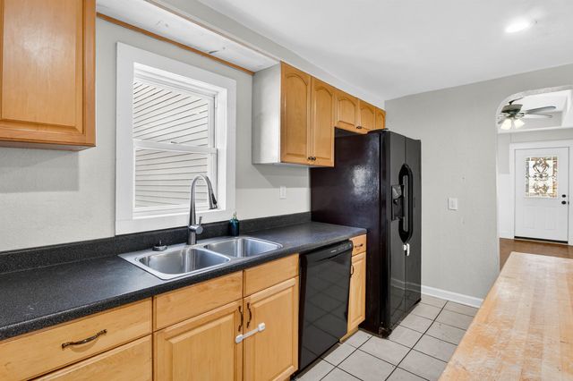 1941 E River Road, Mount Pleasant, MI 48858