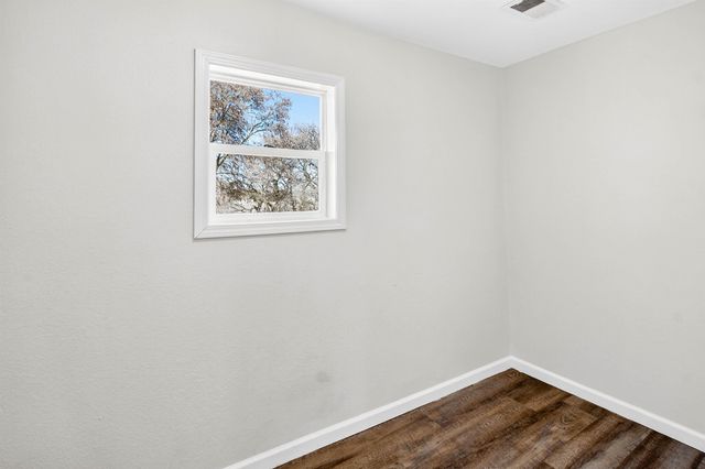 1941 E River Road, Mount Pleasant, MI 48858