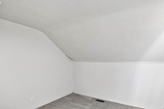 1941 E River Road, Mount Pleasant, MI 48858