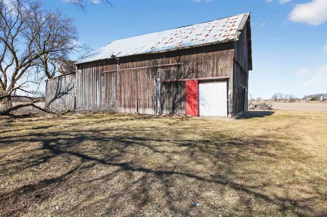 1941 E River Road, Mount Pleasant, MI 48858