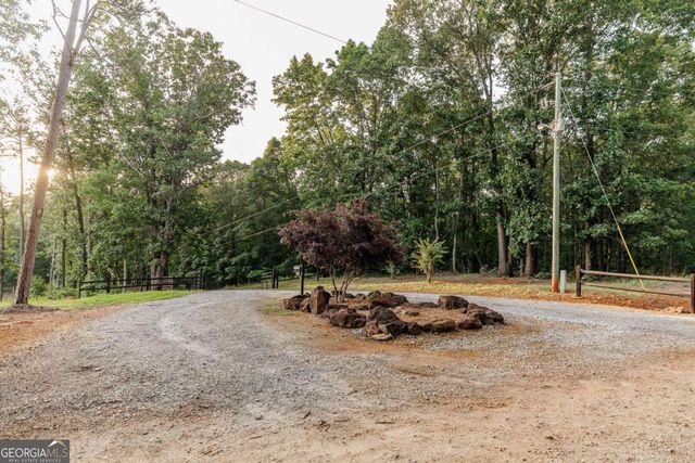 706 Sam Bruce Road, Royston, GA 30662