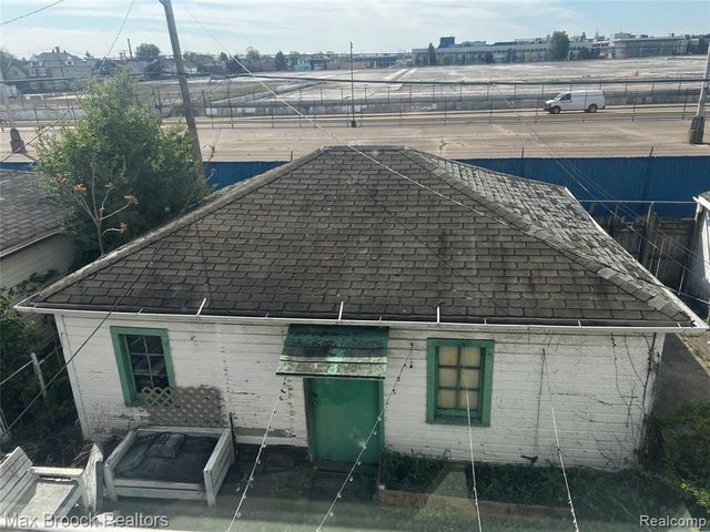 2006 Norwalk Street, Hamtramck, MI 48212