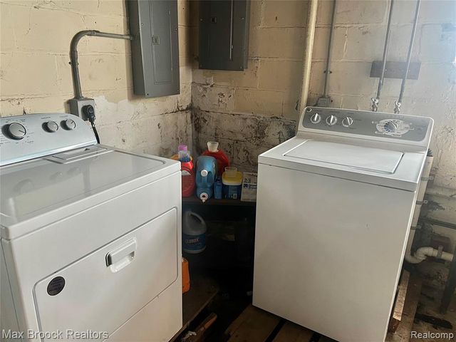 2006 Norwalk Street, Hamtramck, MI 48212