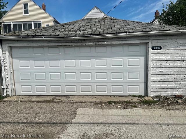 2006 Norwalk Street, Hamtramck, MI 48212
