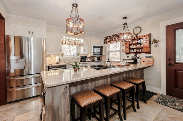 11 Richmond Street, Littleton, NH 03561