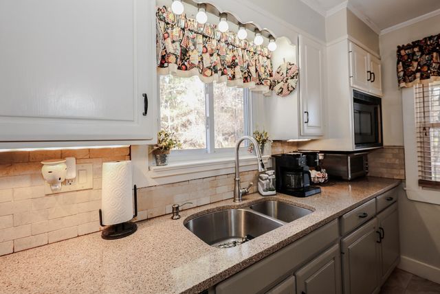 11 Richmond Street, Littleton, NH 03561