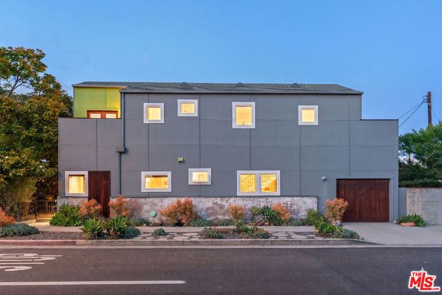 11376 Matteson Avenue, Los Angeles, CA 90066