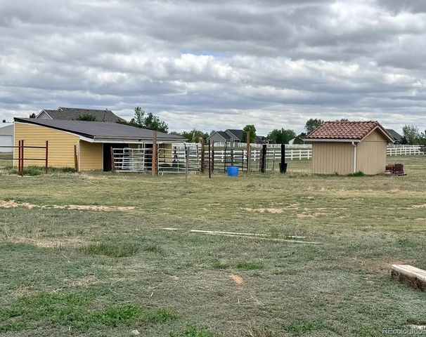 55740 E 41st Avenue, Strasburg, CO 80136