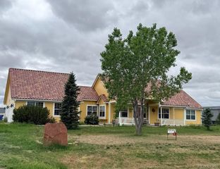 55740 E 41st Avenue, Strasburg, CO 80136