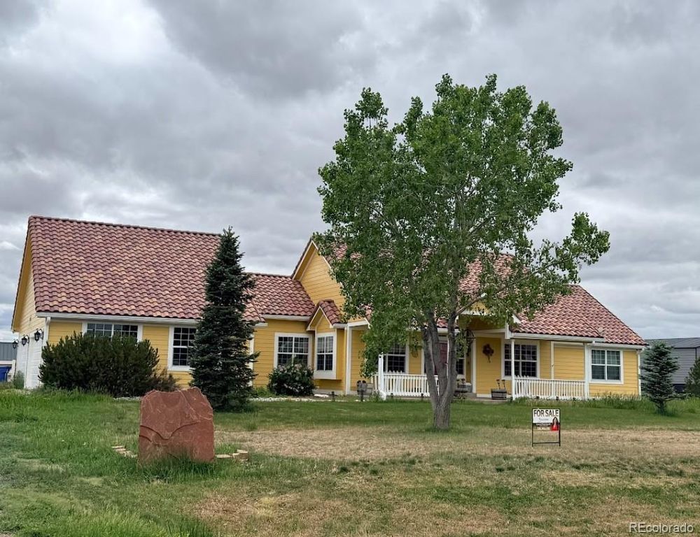 55740 E 41st Avenue, Strasburg, CO 80136