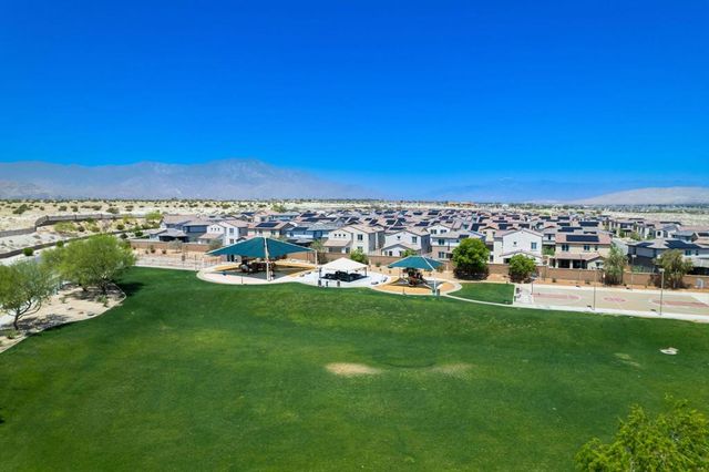 76333 Oxford Lane, Palm Desert, CA 92211