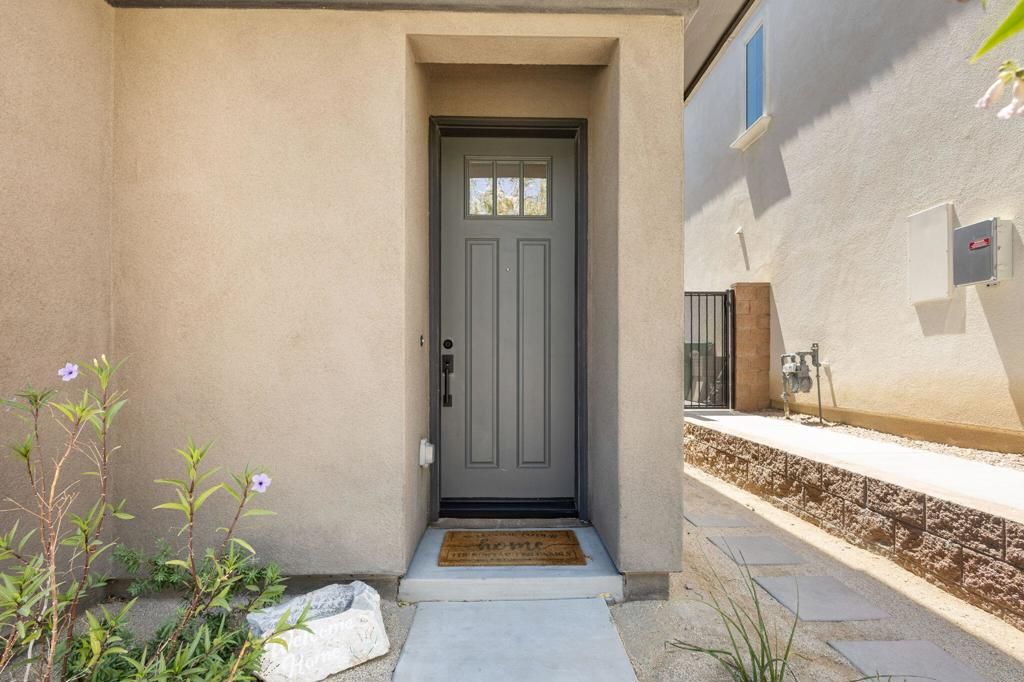 Image 2 of property listing at 76333 Oxford Lane, Palm Desert, CA 92211