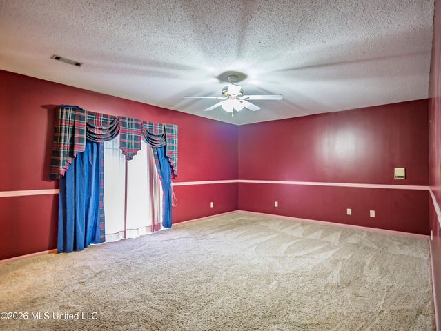 5042 Dummyline Road, Batesville, MS 38606