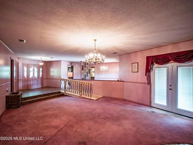 5042 Dummyline Road, Batesville, MS 38606