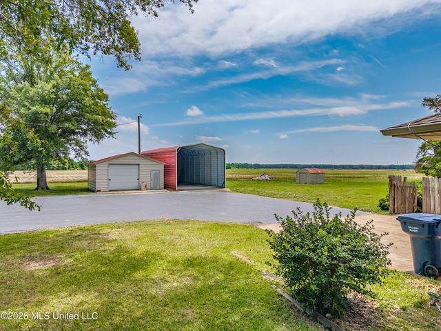 5042 Dummyline Road, Batesville, MS 38606