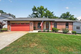 3943 Camelot Estates Court, St Louis, MO 63129