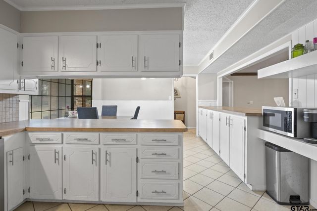 195 County Road 4164, Pittsburg, TX 75686