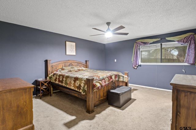 195 County Road 4164, Pittsburg, TX 75686