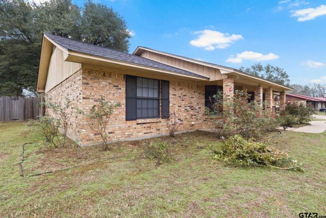 195 County Road 4164, Pittsburg, TX 75686