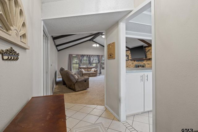 195 County Road 4164, Pittsburg, TX 75686