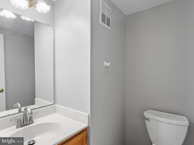 9320 CREEKVIEW DR, Laurel, MD 20708